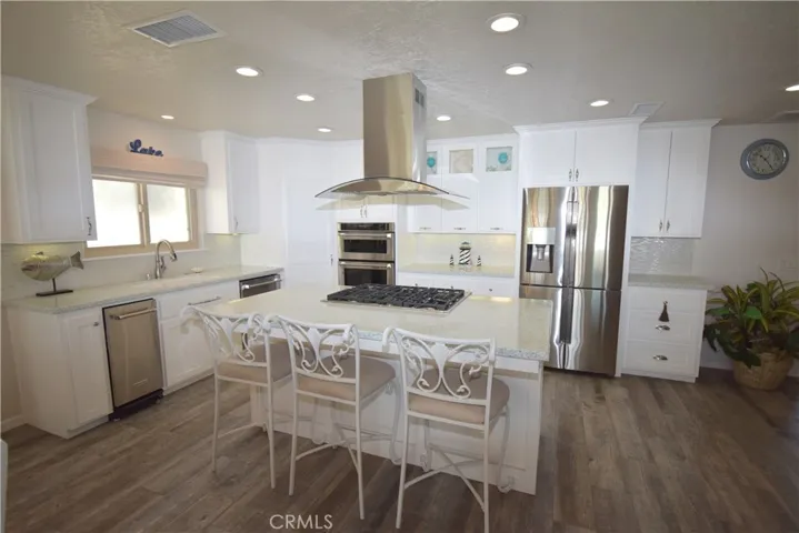 13676 Seagull Drive, Victorville, California 92395