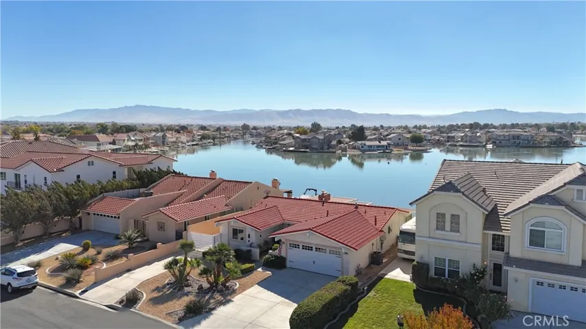 13676 Seagull Drive, Victorville, California 92395
