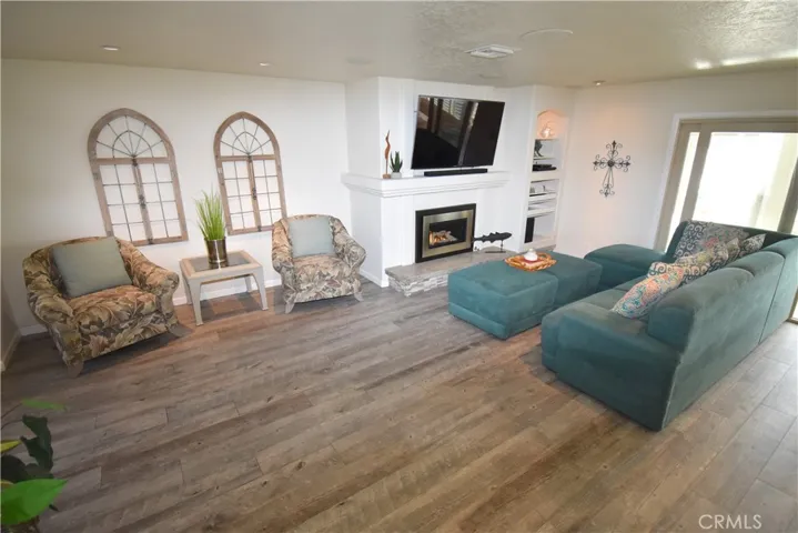 13676 Seagull Drive, Victorville, California 92395