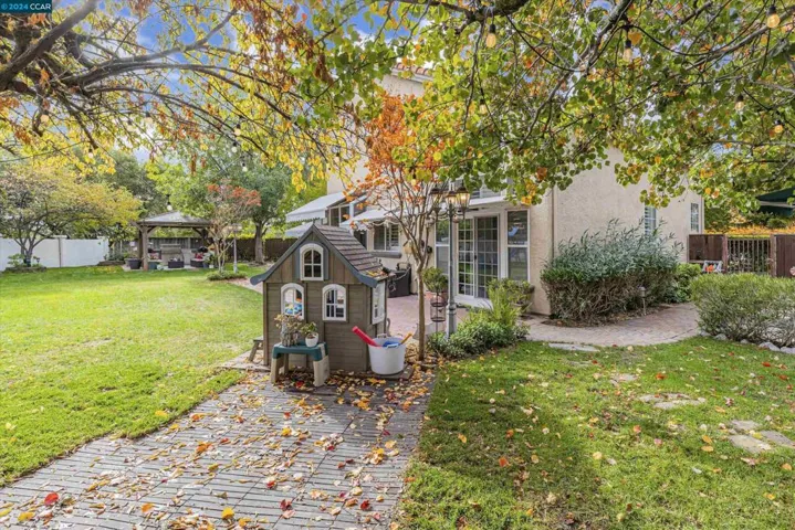2298 Flagstone Way, Concord, California 94521
