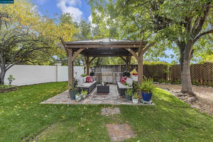2298 Flagstone Way, Concord, California 94521