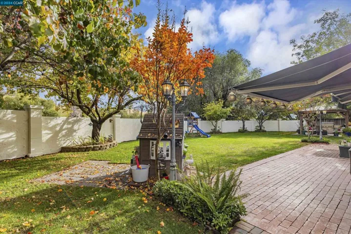 2298 Flagstone Way, Concord, California 94521