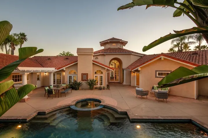 15112 Huntington Gate Dr, Poway, California 92064