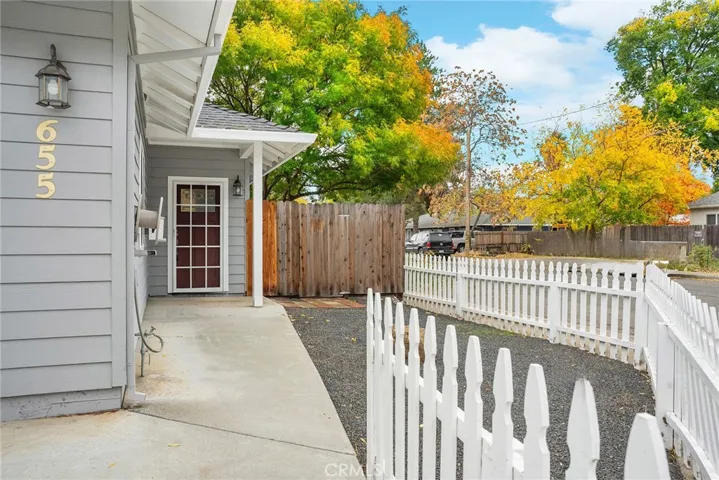655 E 19th Street, Chico, California 95928