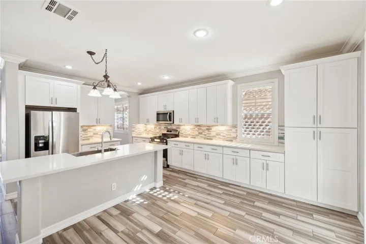 36547 Chantecler Road, Winchester, California 92596