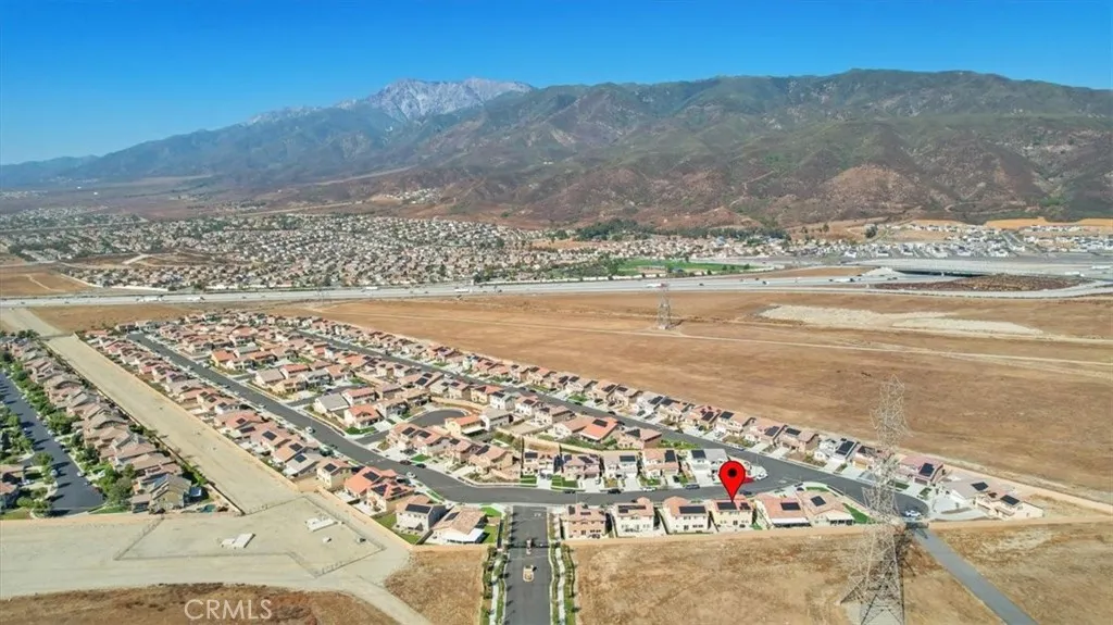 5249 Jarvis Lane, Fontana, California 92336 home-pic-36