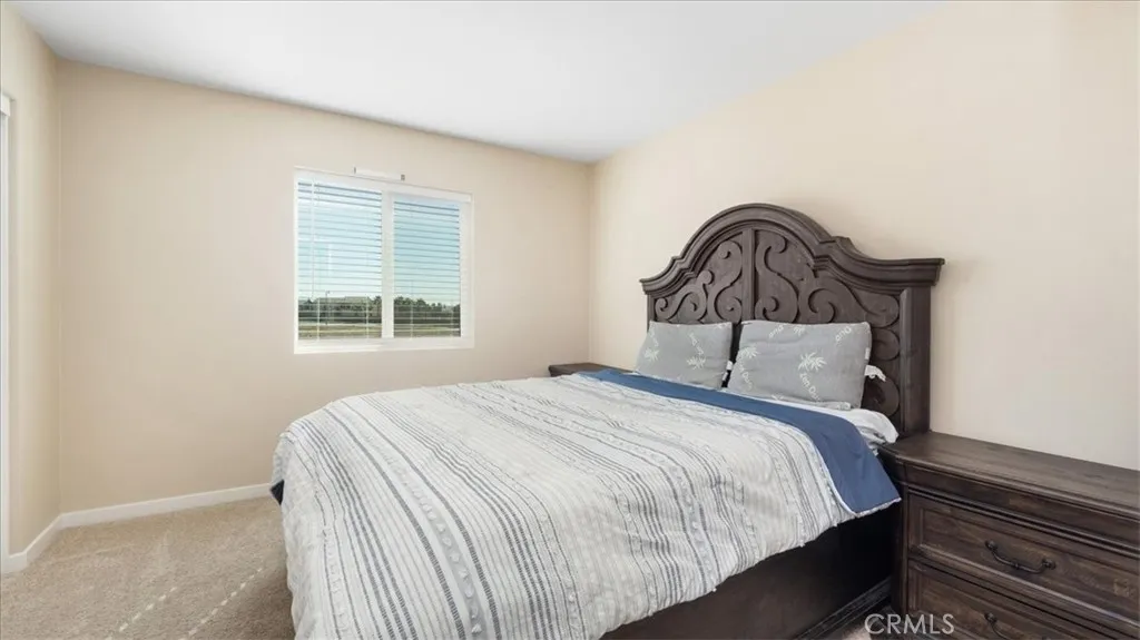 5249 Jarvis Lane, Fontana, California 92336 home-pic-25