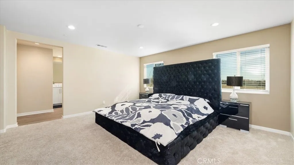 5249 Jarvis Lane, Fontana, California 92336 home-pic-21