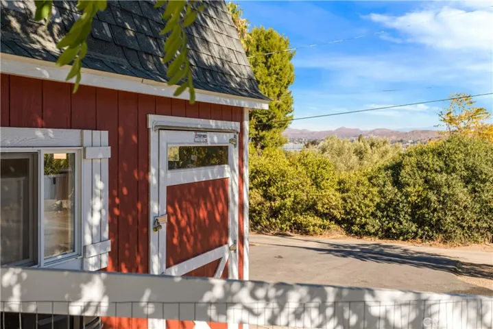 17911 Thoreson Street, Lake Elsinore, California 92530