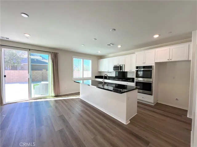 26025 Almond Court, Corona, California 92883