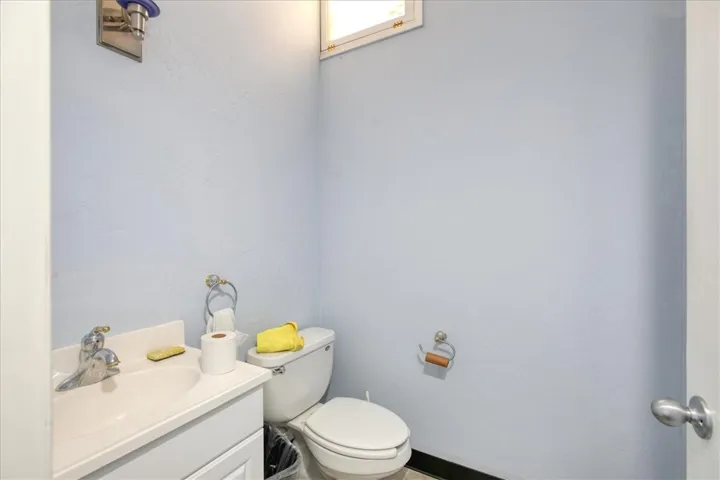 947 W Grand Avenue, Grover Beach, California 93433