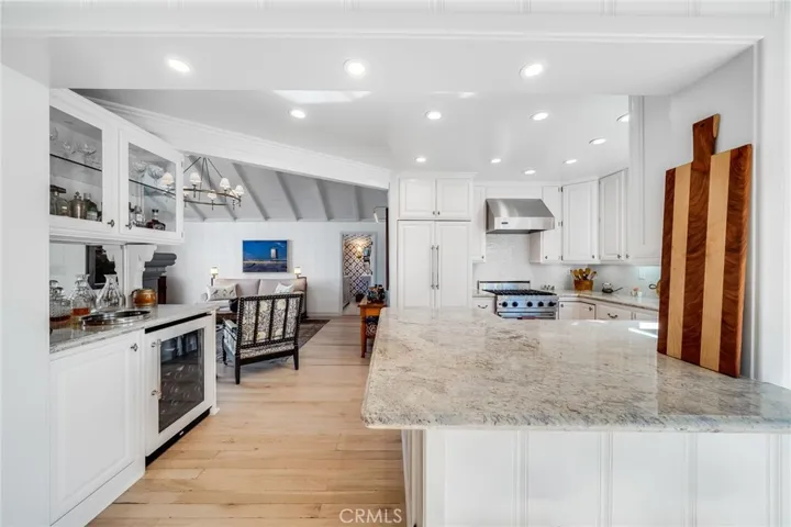501 Lombardy Lane, Laguna Beach, California 92651