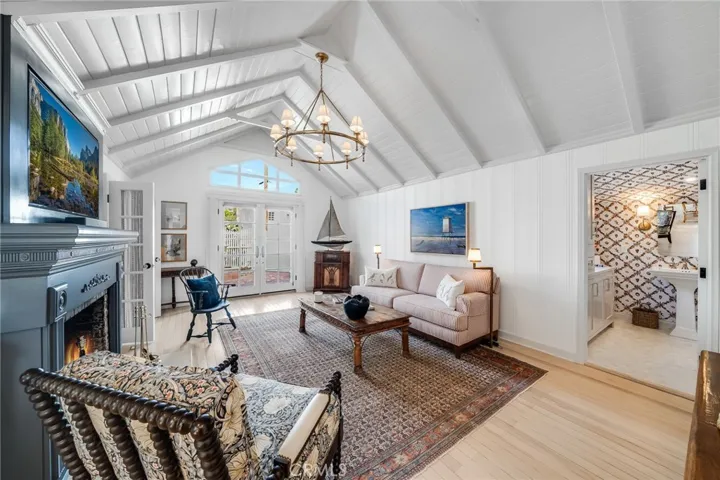 501 Lombardy Lane, Laguna Beach, California 92651