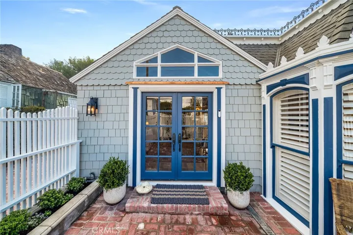 501 Lombardy Lane, Laguna Beach, California 92651