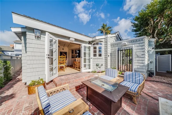 501 Lombardy Lane, Laguna Beach, California 92651