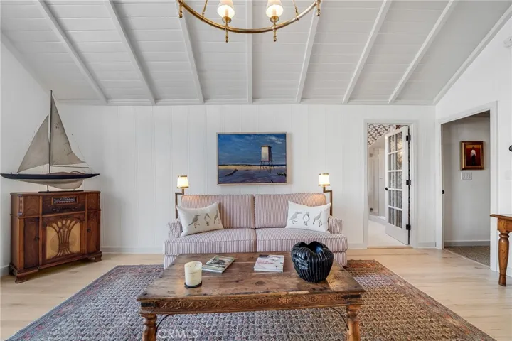 501 Lombardy Lane, Laguna Beach, California 92651