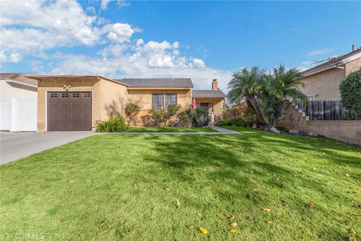 3520 Carfax Avenue, Long Beach, California 90808