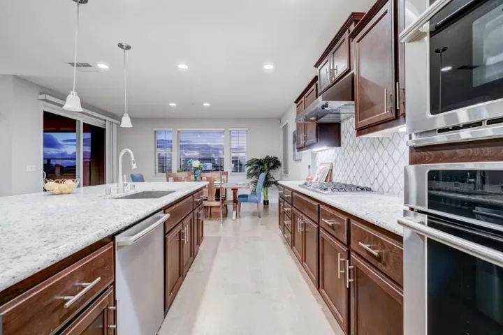 29835 Cantera Drive, Hayward, California 94544