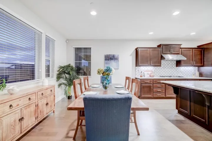 29835 Cantera Drive, Hayward, California 94544