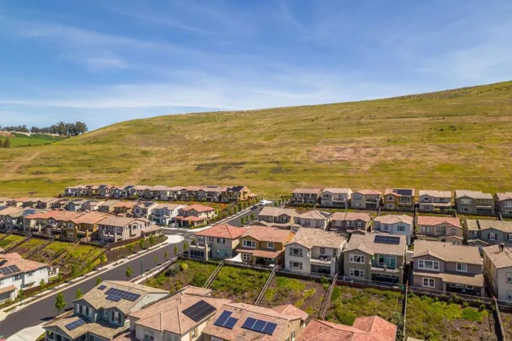 29835 Cantera Drive, Hayward, California 94544