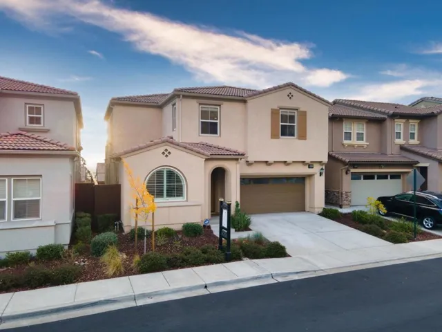 29835 Cantera Drive, Hayward, California 94544