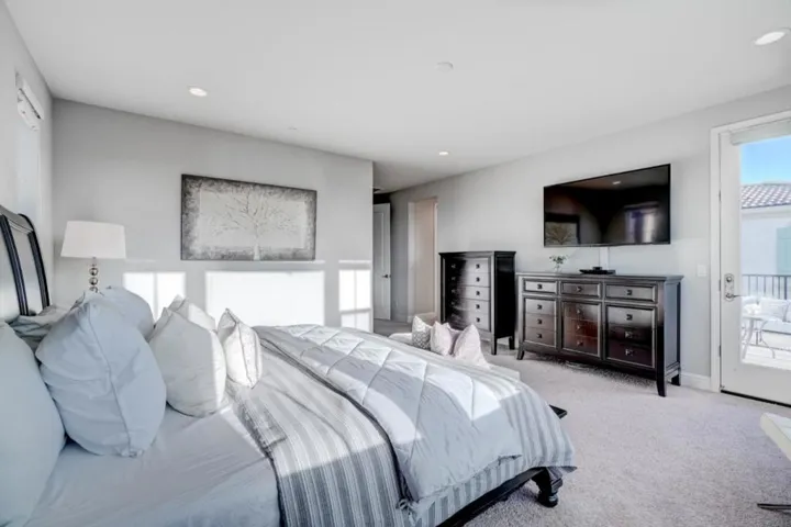 29835 Cantera Drive, Hayward, California 94544