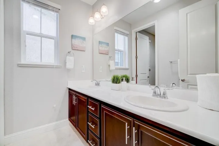 29835 Cantera Drive, Hayward, California 94544