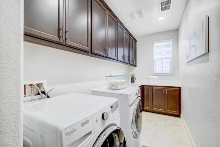 29835 Cantera Drive, Hayward, California 94544