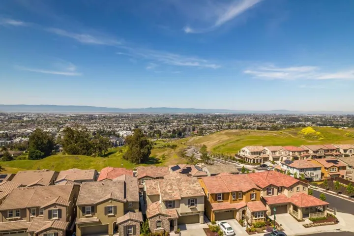 29835 Cantera Drive, Hayward, California 94544