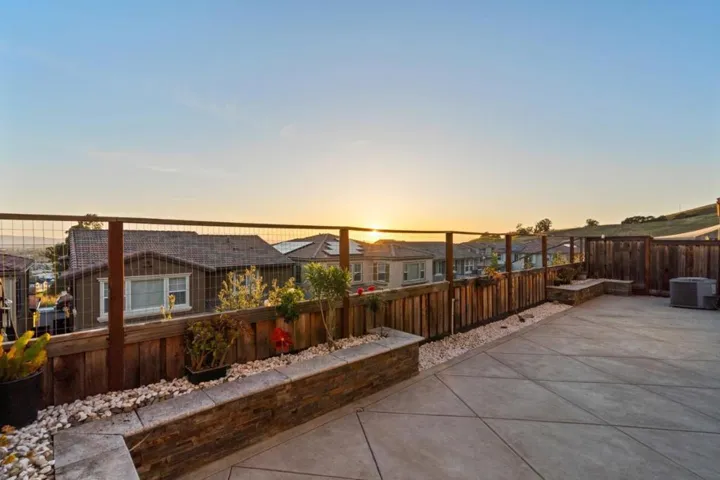 29835 Cantera Drive, Hayward, California 94544