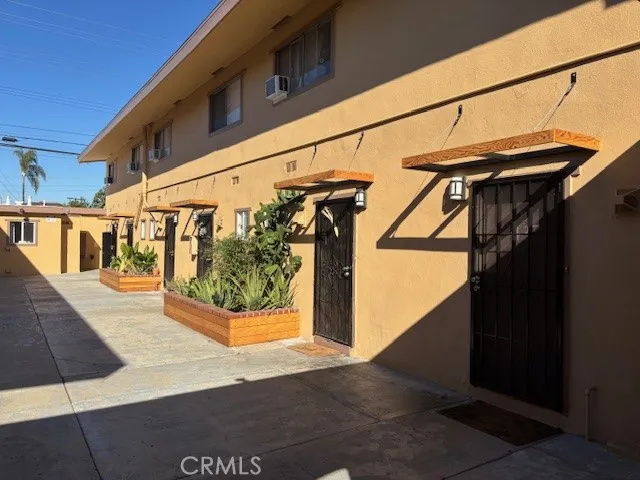 443 W Valencia Drive, Fullerton, California 92832