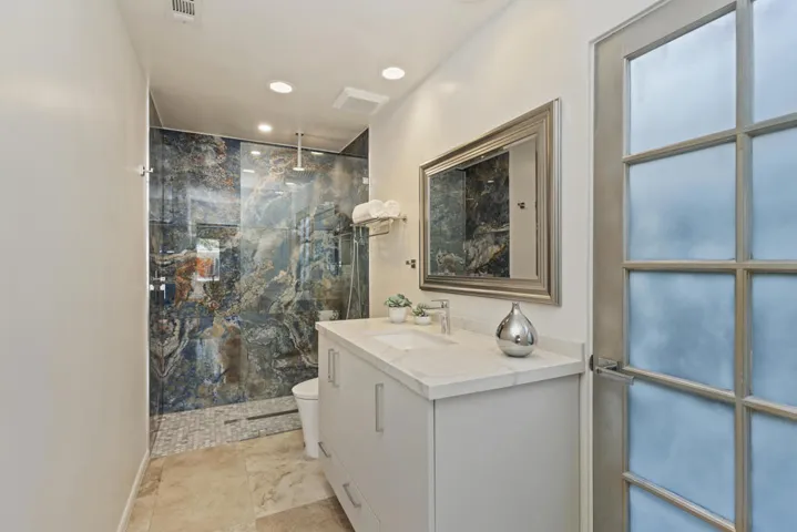 35-Bathroom 3