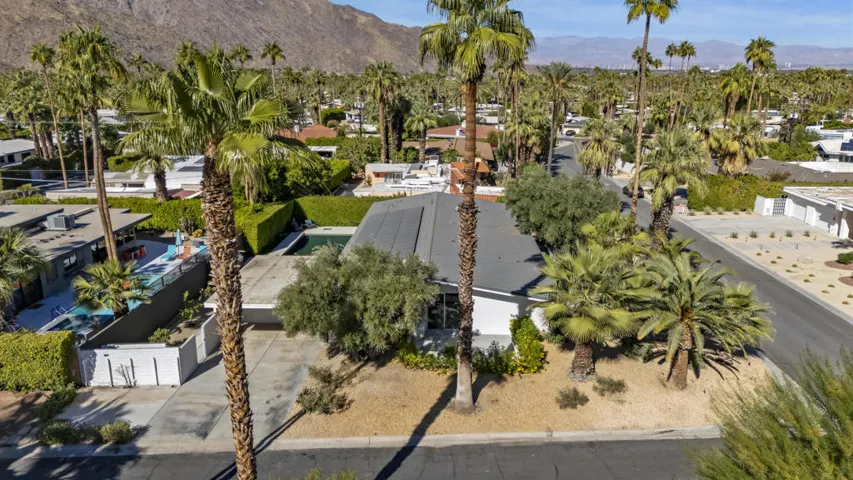 06-Side Aerial