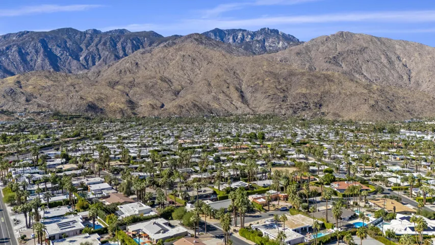 07-Mountain View Aerial