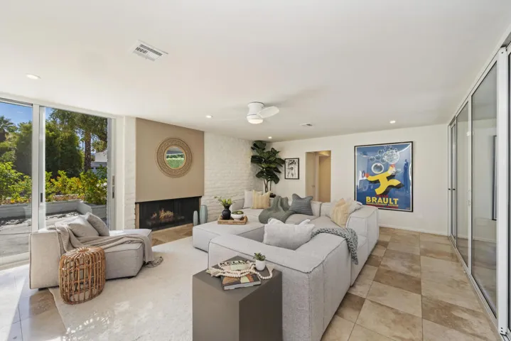 19-Living Room