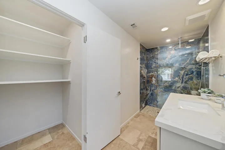 36-Bathroom 3