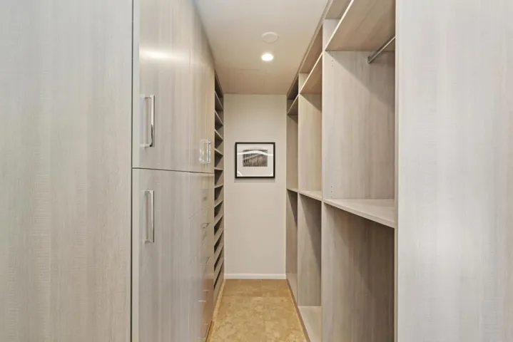 40-Primary Closet