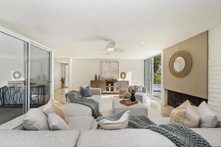 20-Living Room