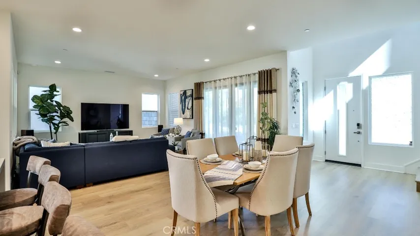 104 Draw, Irvine, California 92618