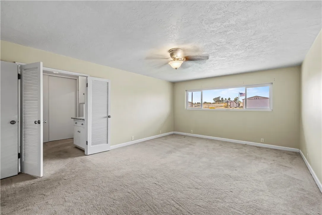 9838 Central Road, Apple Valley, California 92308 home-pic-35