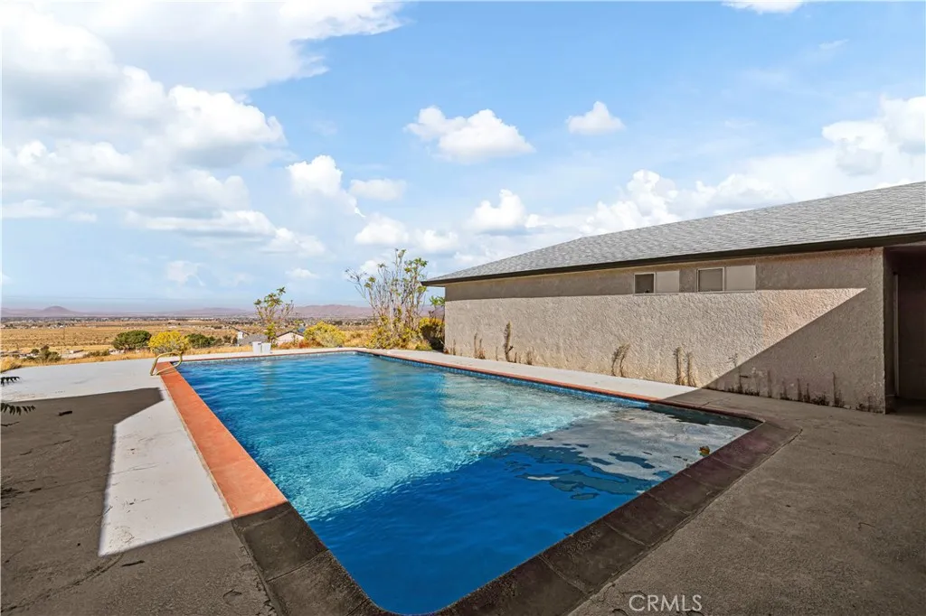 9838 Central Road, Apple Valley, California 92308 home-pic-12