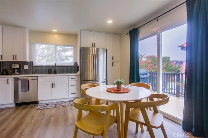 218 Avenida Lobeiro, San Clemente, California 92672