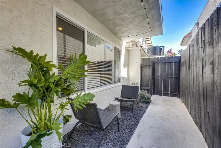 218 Avenida Lobeiro, San Clemente, California 92672