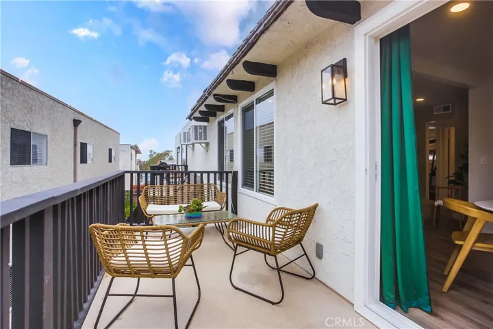 218 Avenida Lobeiro, San Clemente, California 92672