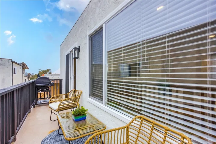 218 Avenida Lobeiro, San Clemente, California 92672