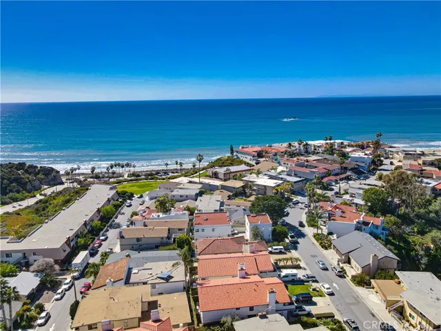 218 Avenida Lobeiro, San Clemente, California 92672