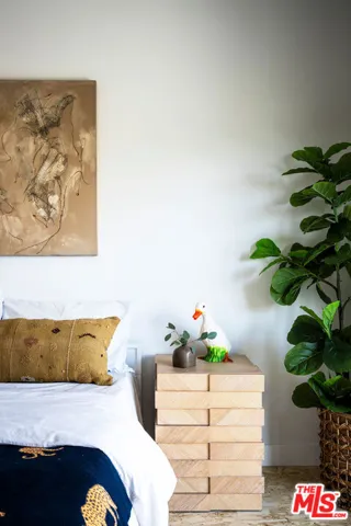 3726 Glenalbyn Drive, Los Angeles, California 90065
