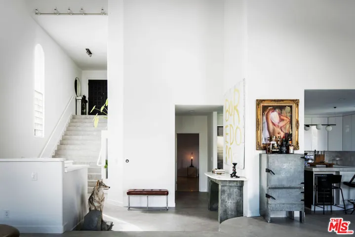 3726 Glenalbyn Drive, Los Angeles, California 90065