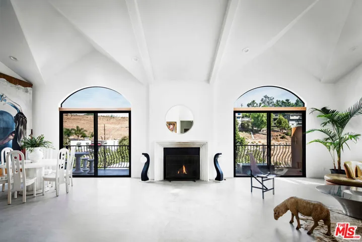 3726 Glenalbyn Drive, Los Angeles, California 90065