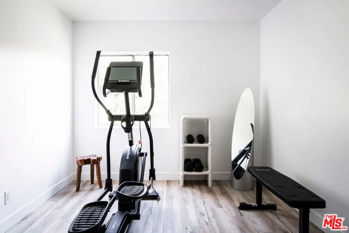 3726 Glenalbyn Drive, Los Angeles, California 90065